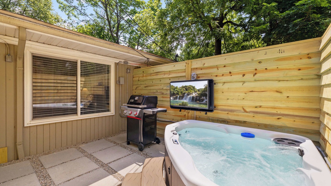 Photo of Outdoor in Ann Arbor