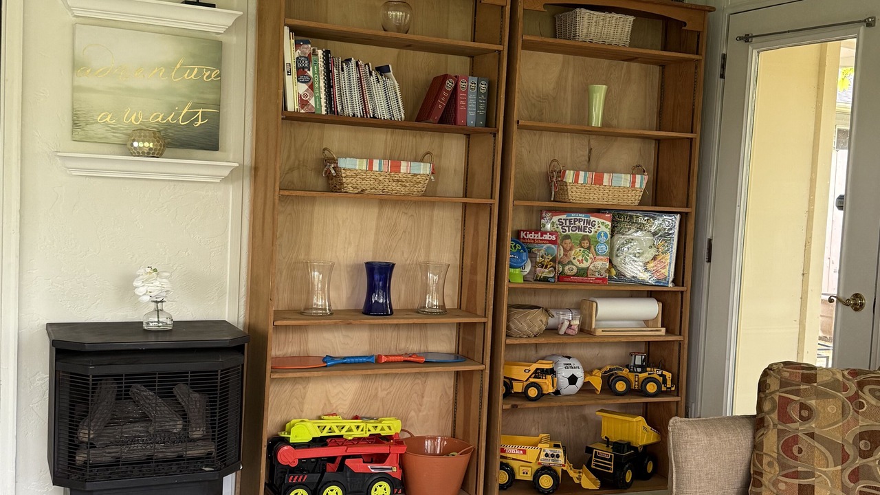 Photo of Livingroom in Boulder Hill