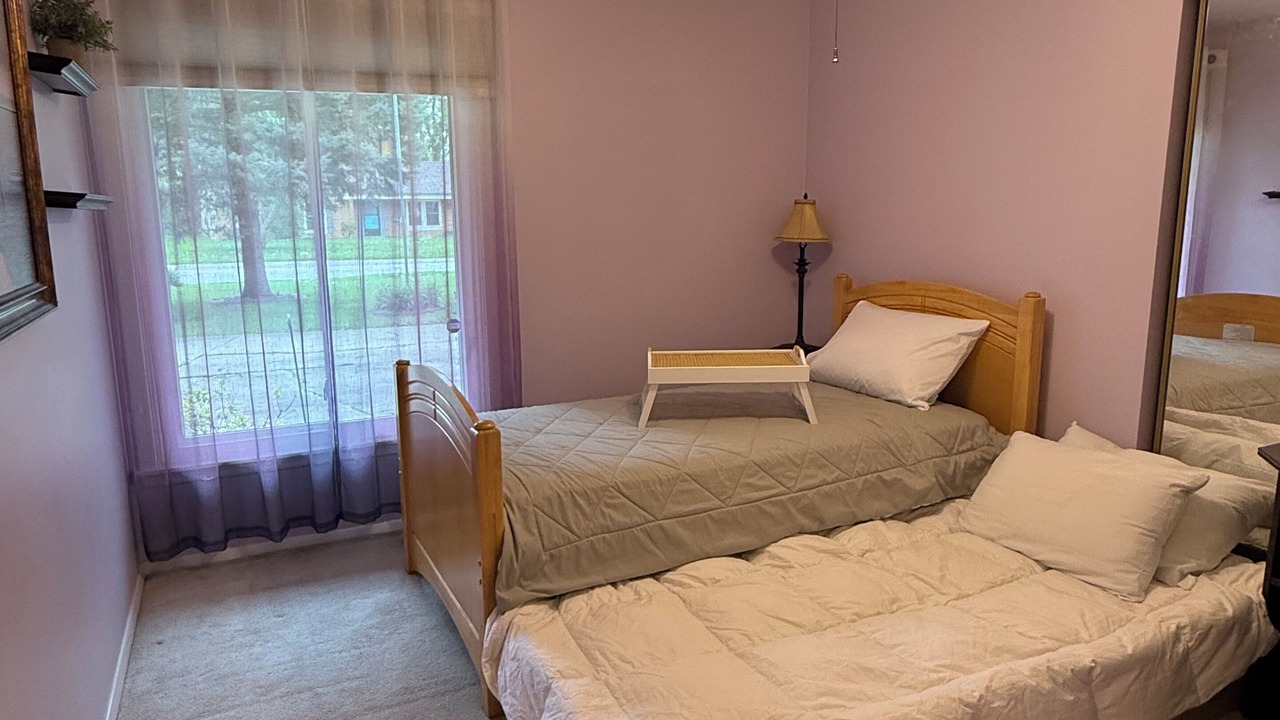 Photo of Bedroom in Boulder Hill