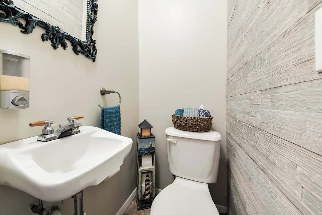 Photo of Bathroom in Boulder Hill