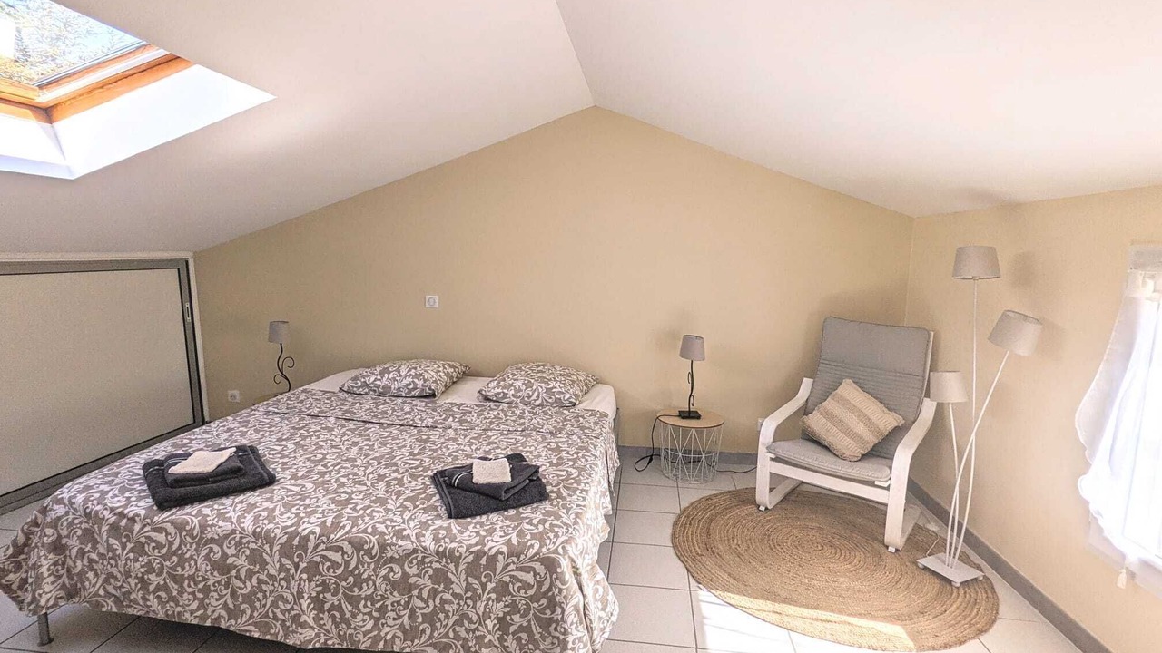 Photo of Bedroom in Saint-Andre-de-Roquepertuis
