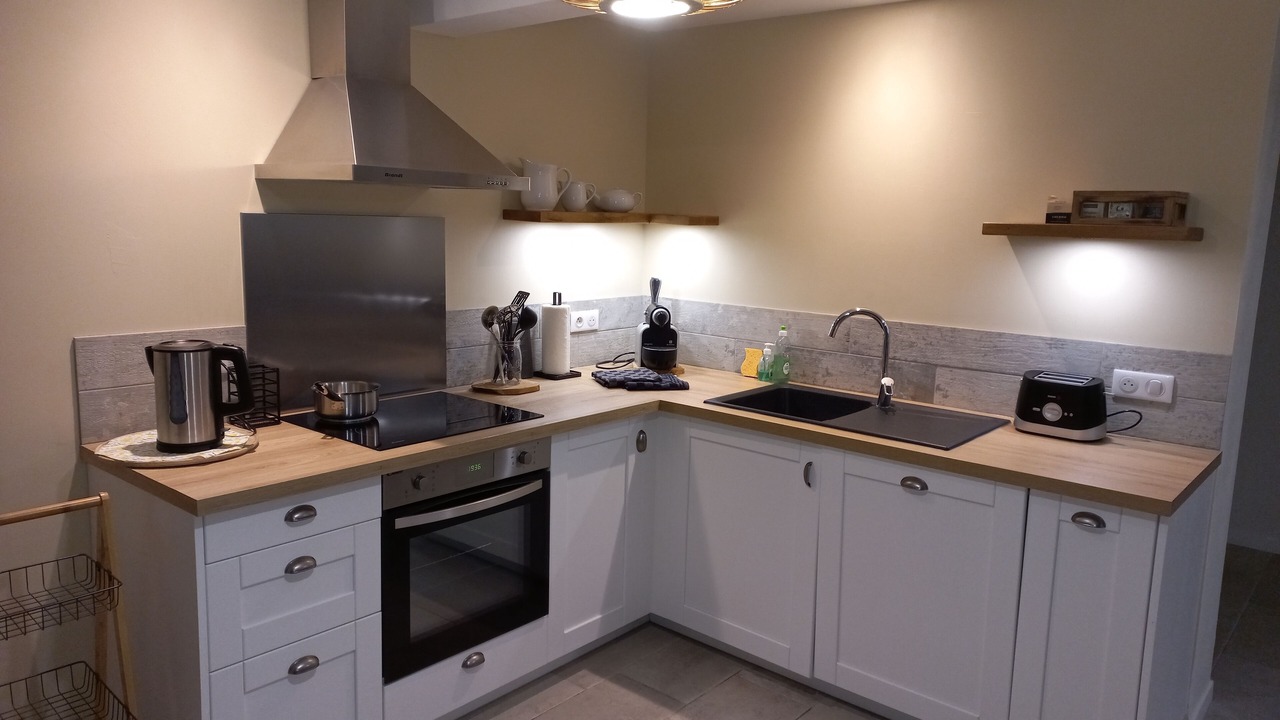 Photo of Kitchen in Saint-Andre-de-Roquepertuis