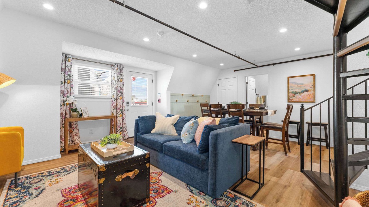 Photo of Livingroom in Branson Theater District