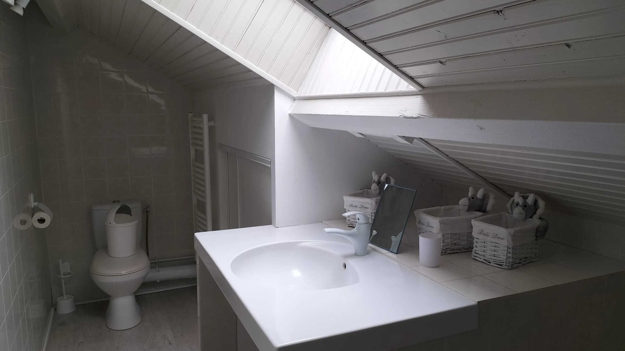 Photo of Others in Ranton