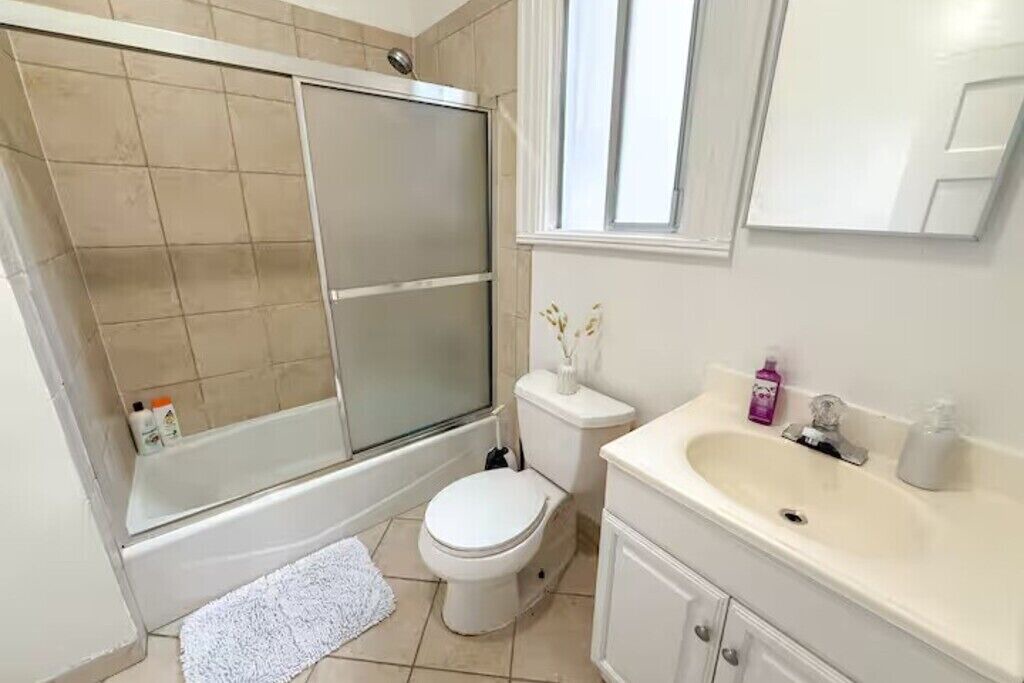 Photo of Bathroom in Outer Richmond
