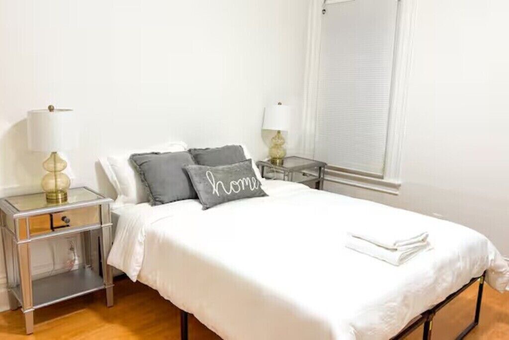 Photo of Bedroom in Outer Richmond