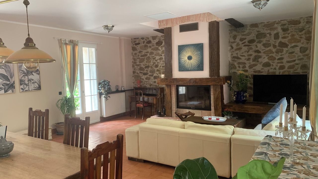 Photo of Livingroom in Vaudreuille