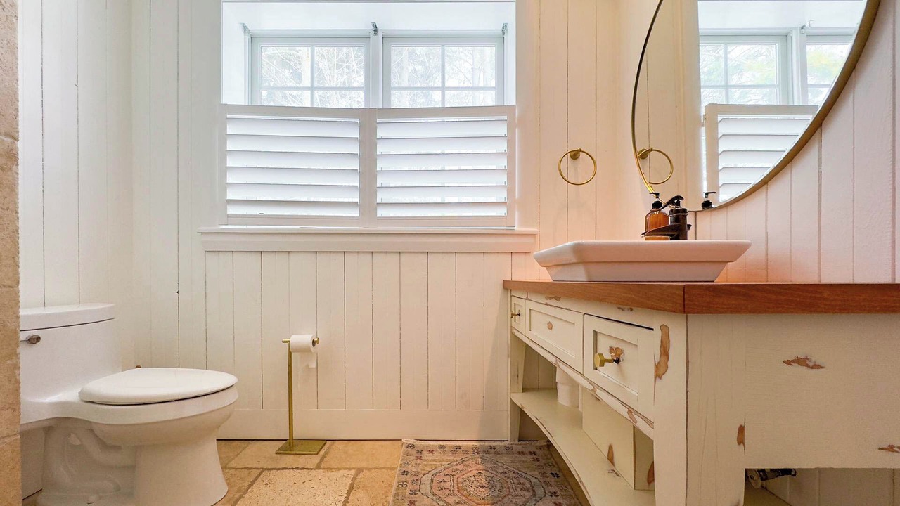 Photo of Bathroom in Ashfield-Colborne-Wawanosh