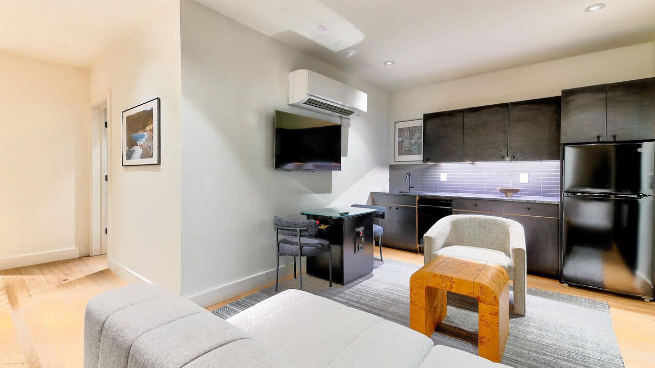 Photo of Livingroom in Arts District