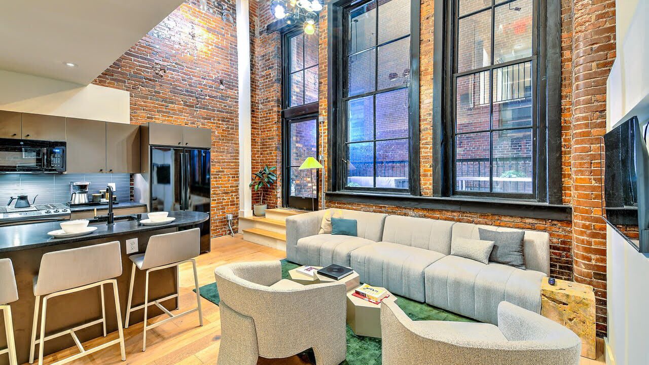 Photo of Livingroom in Arts District