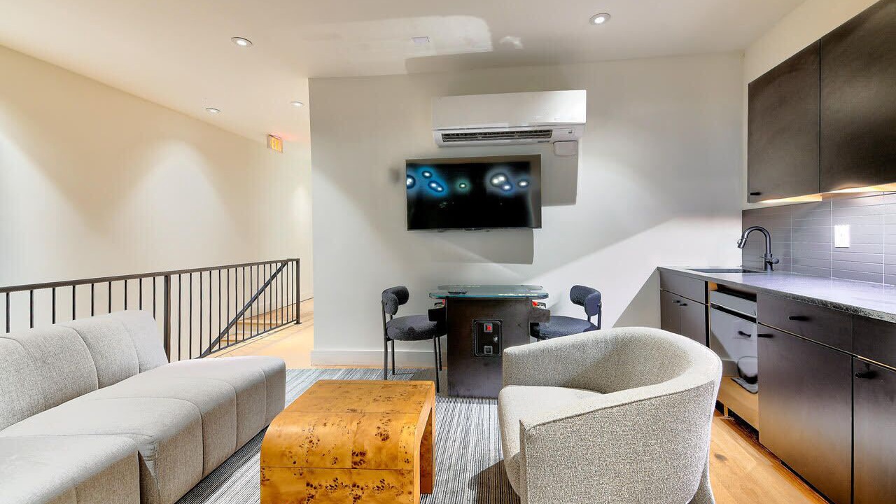 Photo of Livingroom in Arts District