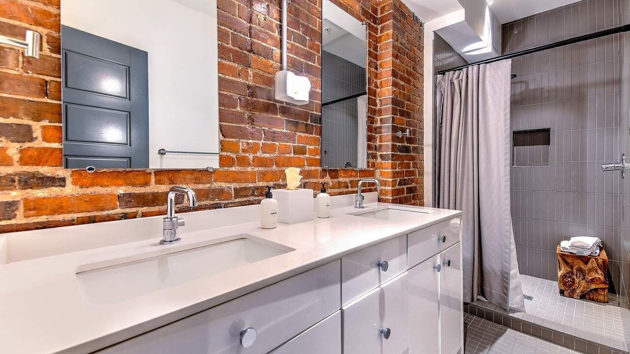Photo of Bathroom in Arts District