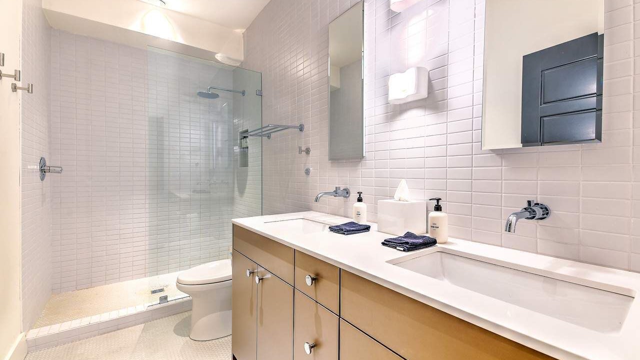 Photo of Bathroom in Arts District