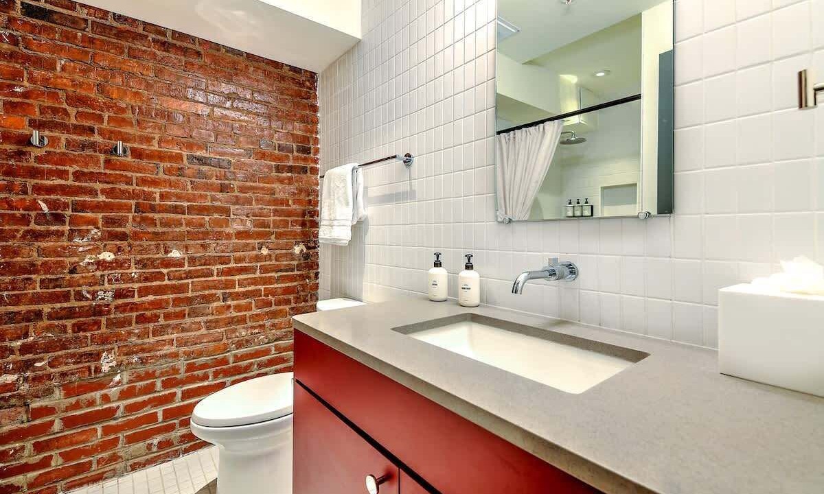 Photo of Bathroom in Arts District