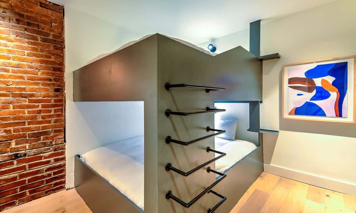 Photo of Bedroom in Arts District