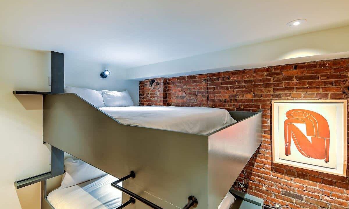 Photo of Bedroom in Arts District