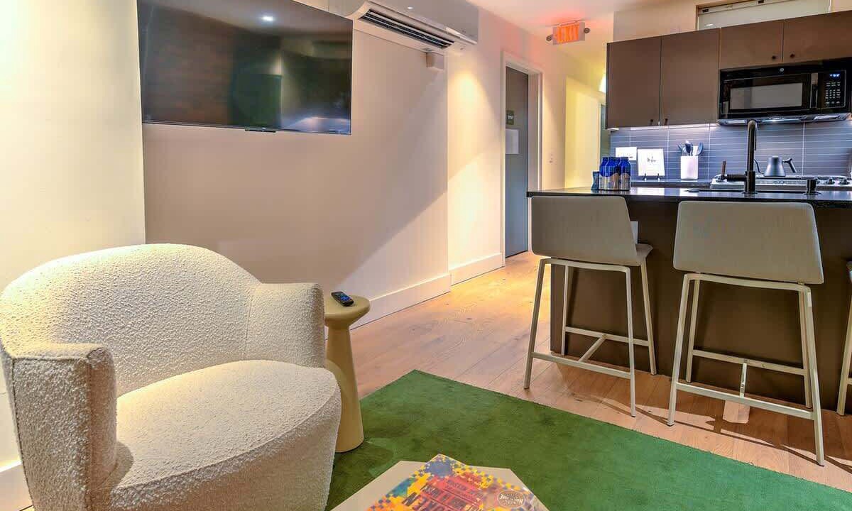 Photo of Livingroom in Arts District