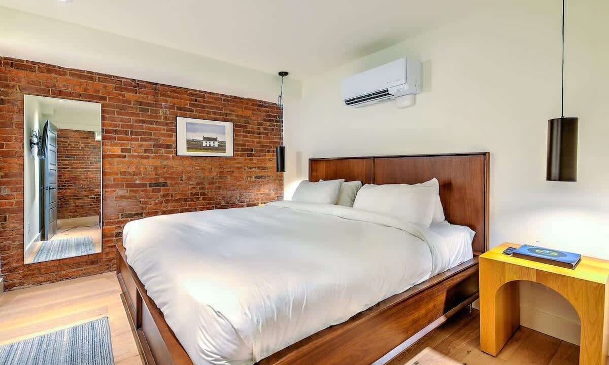 Photo of Bedroom in Arts District