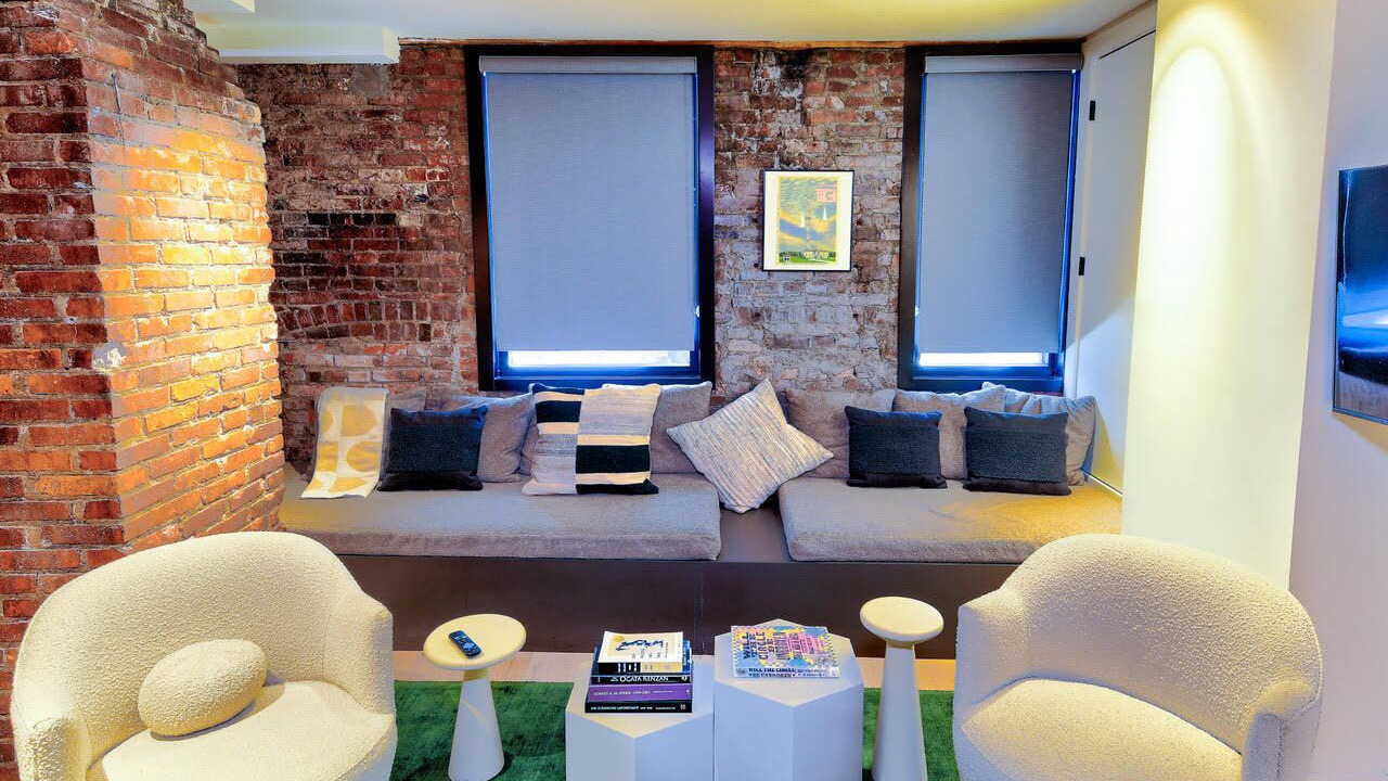 Photo of Livingroom in Arts District