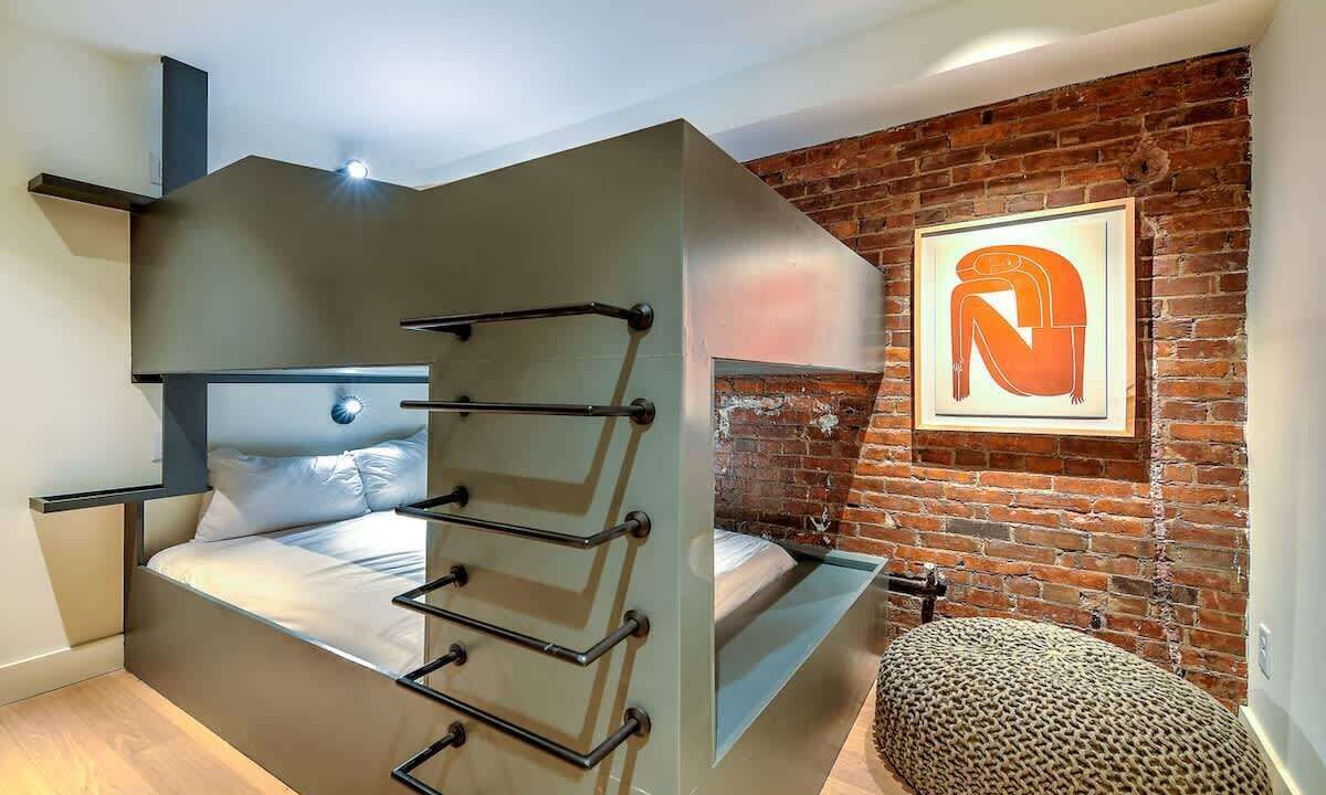Photo of Bedroom in Arts District