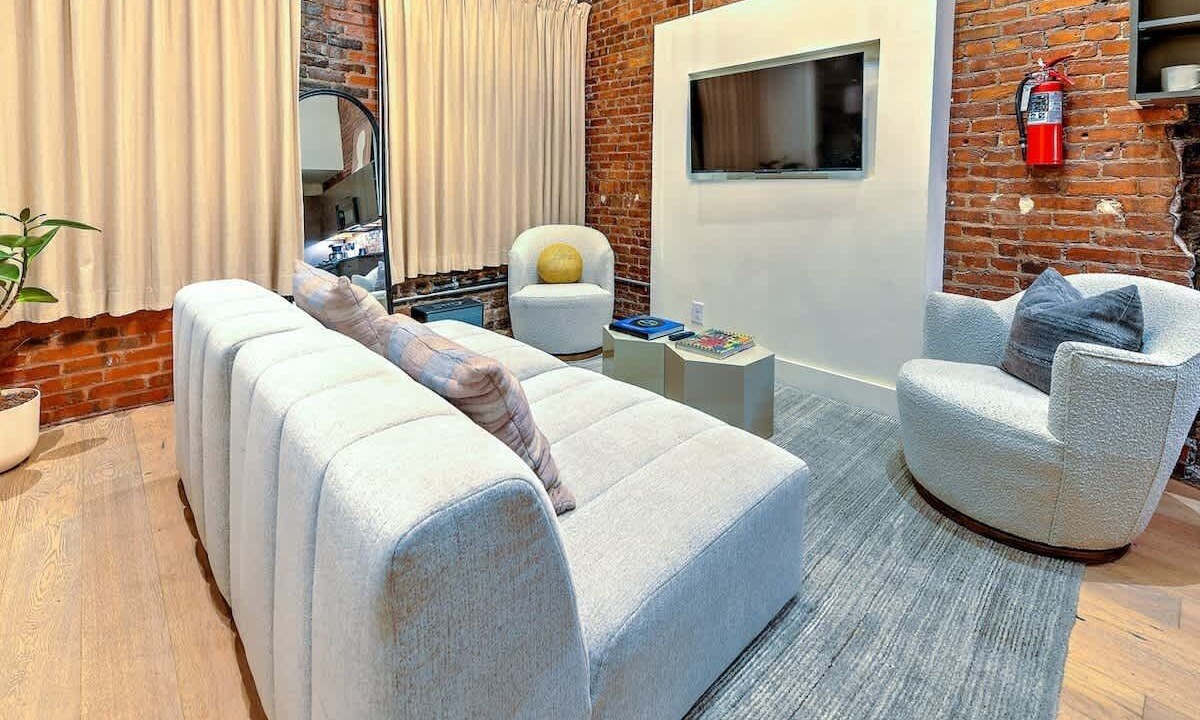Photo of Livingroom in Arts District