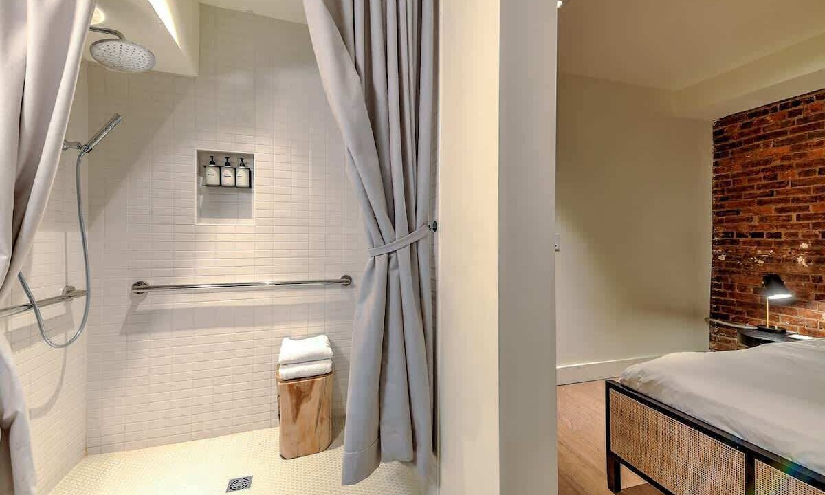 Photo of Bathroom in Arts District