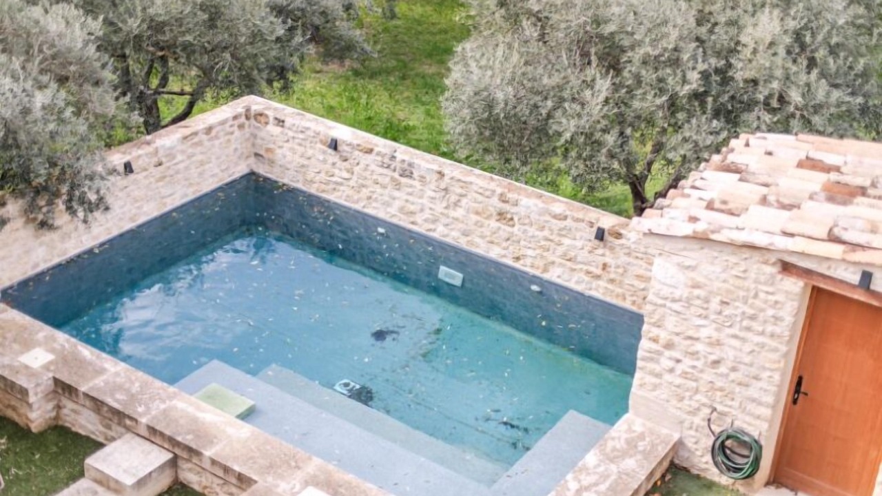 Photo of Outdoor in Lagnes
