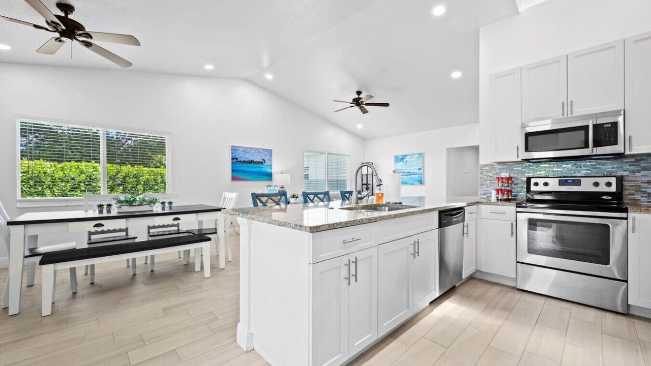 Photo of Kitchen in North Palm Beach Heights