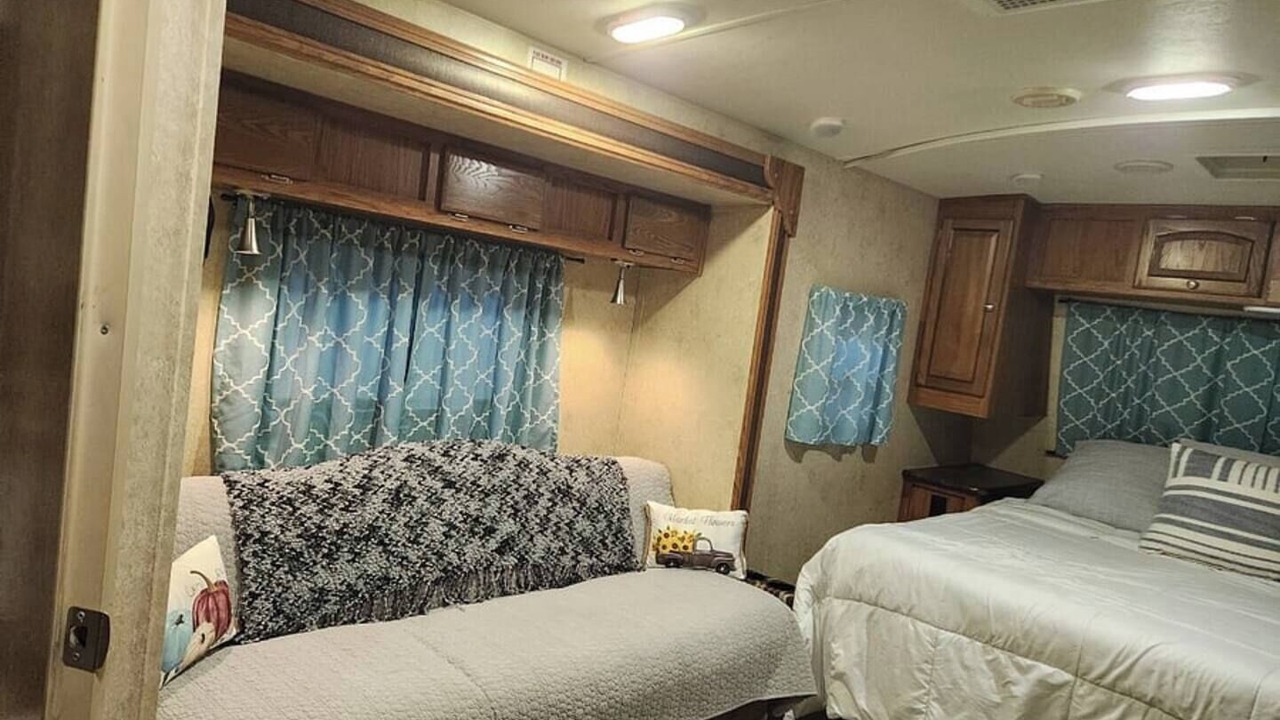 Photo of Bedroom in Beverly Hills