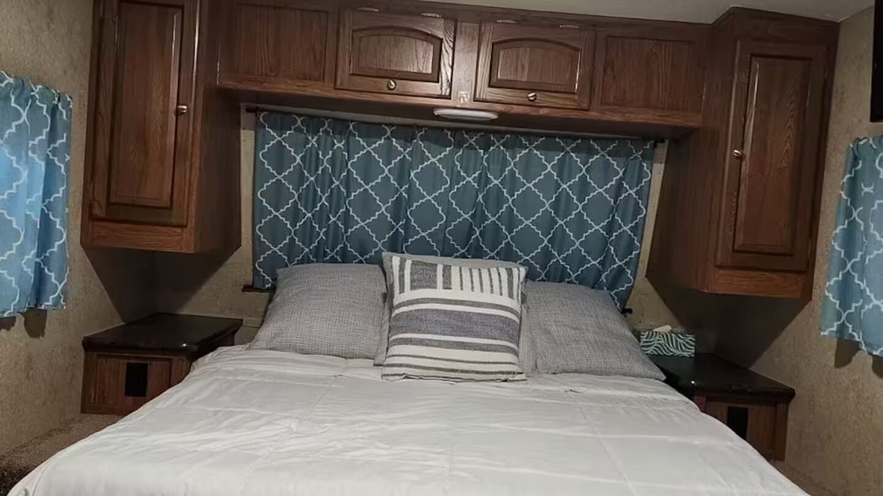 Photo of Bedroom in Beverly Hills