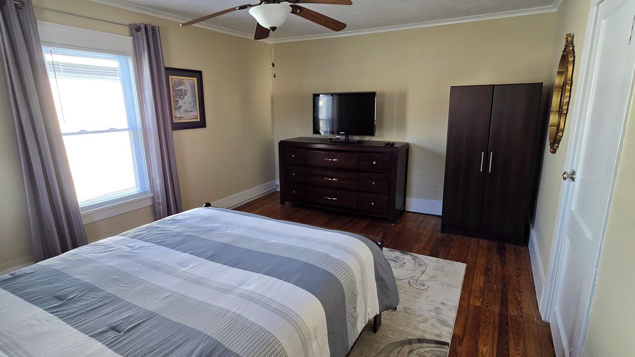 Photo of Bedroom in Baldwinsville