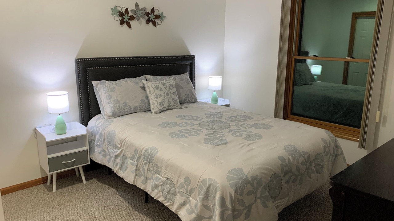 Photo of Bedroom in Olathe