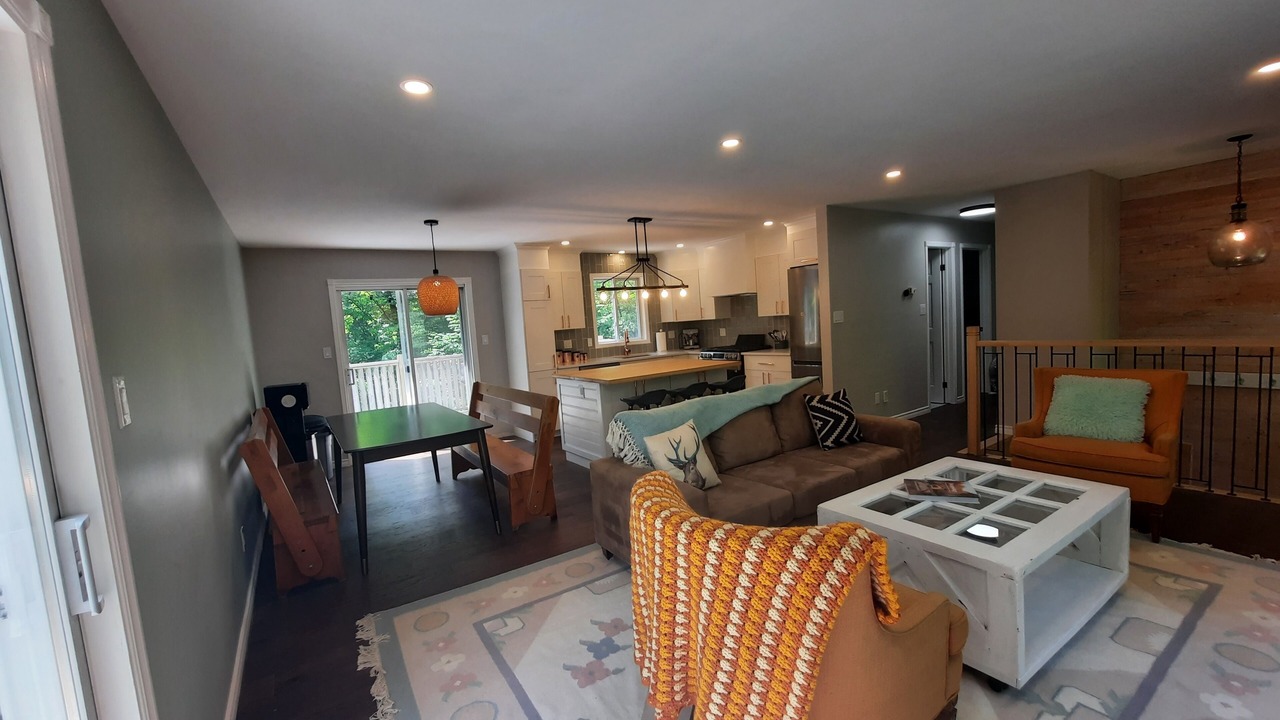 Photo of Livingroom in North Kawartha