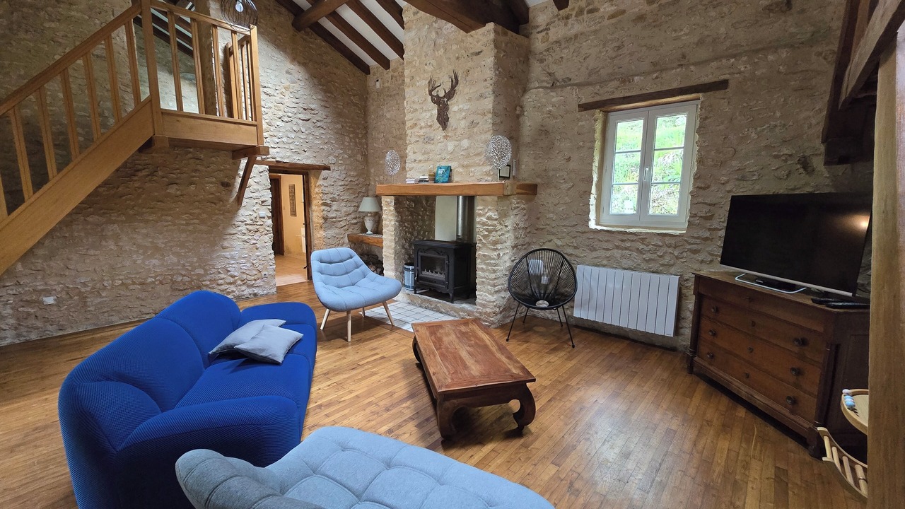 Photo of Livingroom in Sainte-Foy-de-Longas