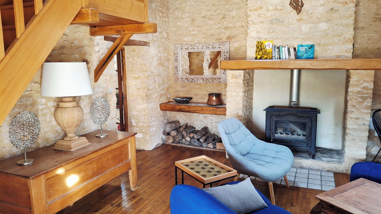 Photo of Livingroom in Sainte-Foy-de-Longas