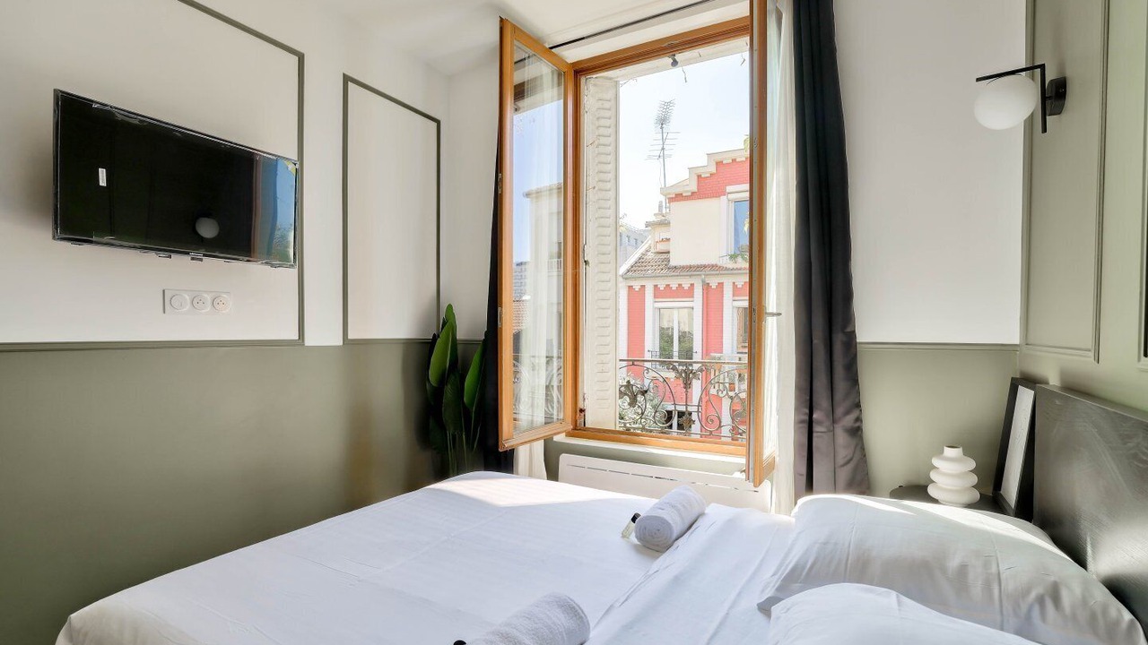 Photo of Bedroom in Bagneux