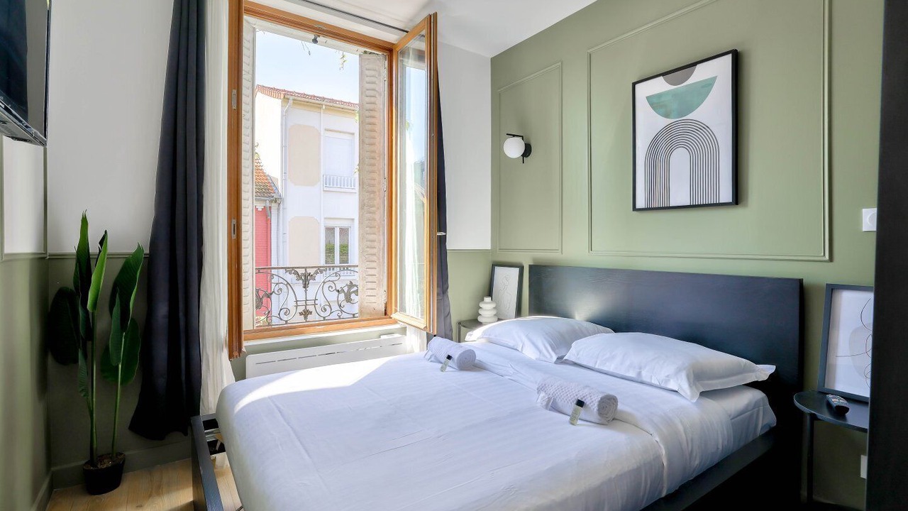 Photo of Bedroom in Bagneux
