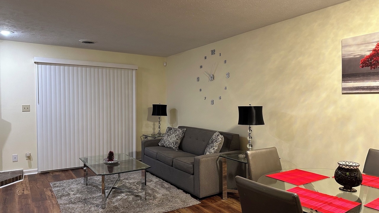 Photo of Livingroom in Red Hill