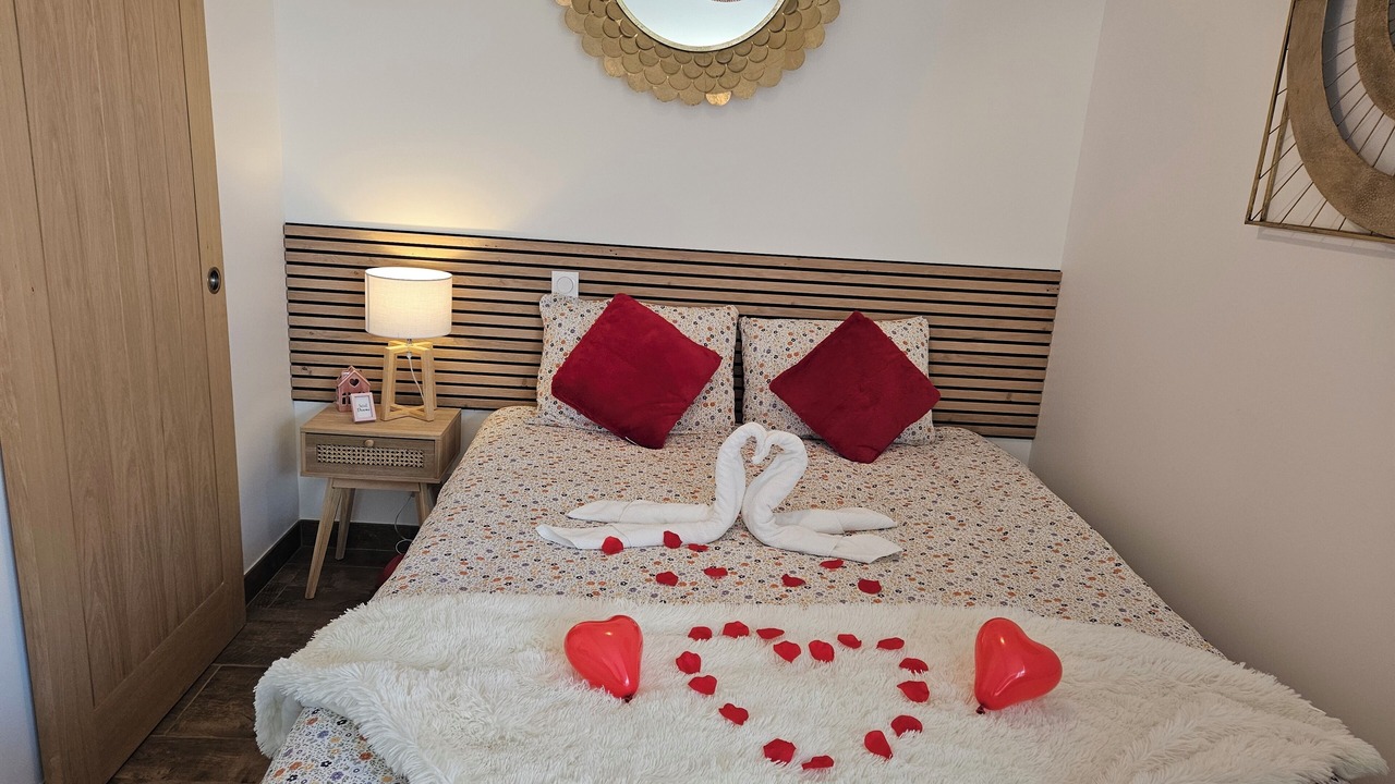 Photo of Bedroom in Villemoustaussou