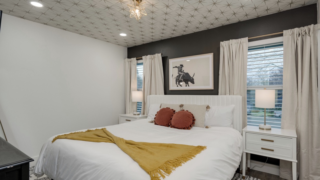 Photo of Bedroom in Coronado Hills