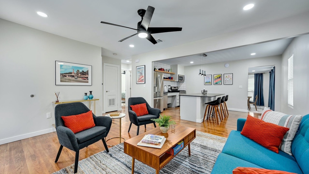 Photo of Livingroom in Highland