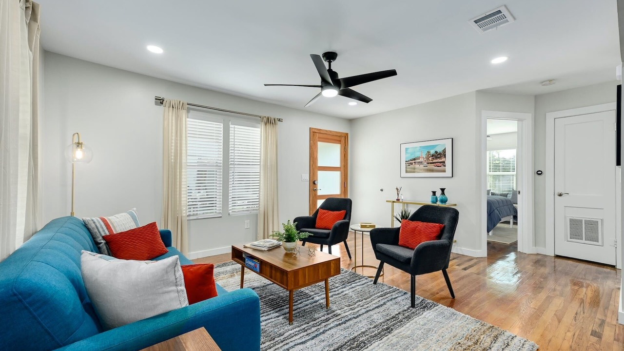 Photo of Livingroom in Highland