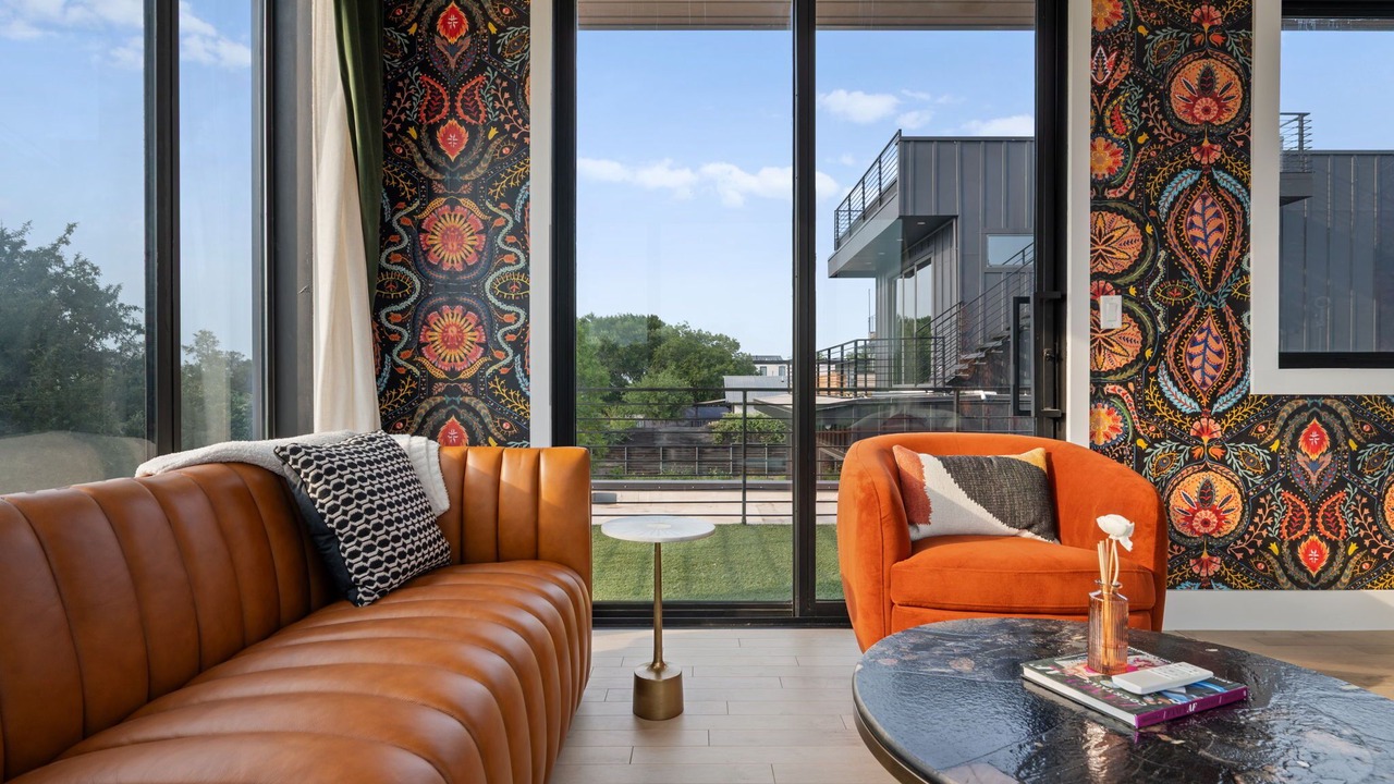 Photo of Livingroom in Montopolis