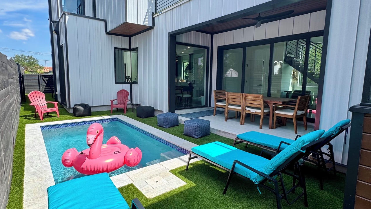 Photo of Outdoor in Montopolis