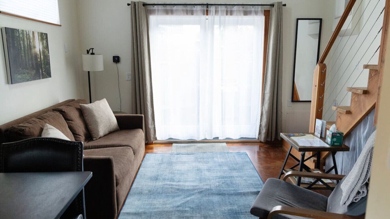 Photo of Livingroom in Eureka