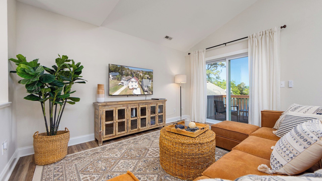 Photo of Livingroom in Colington