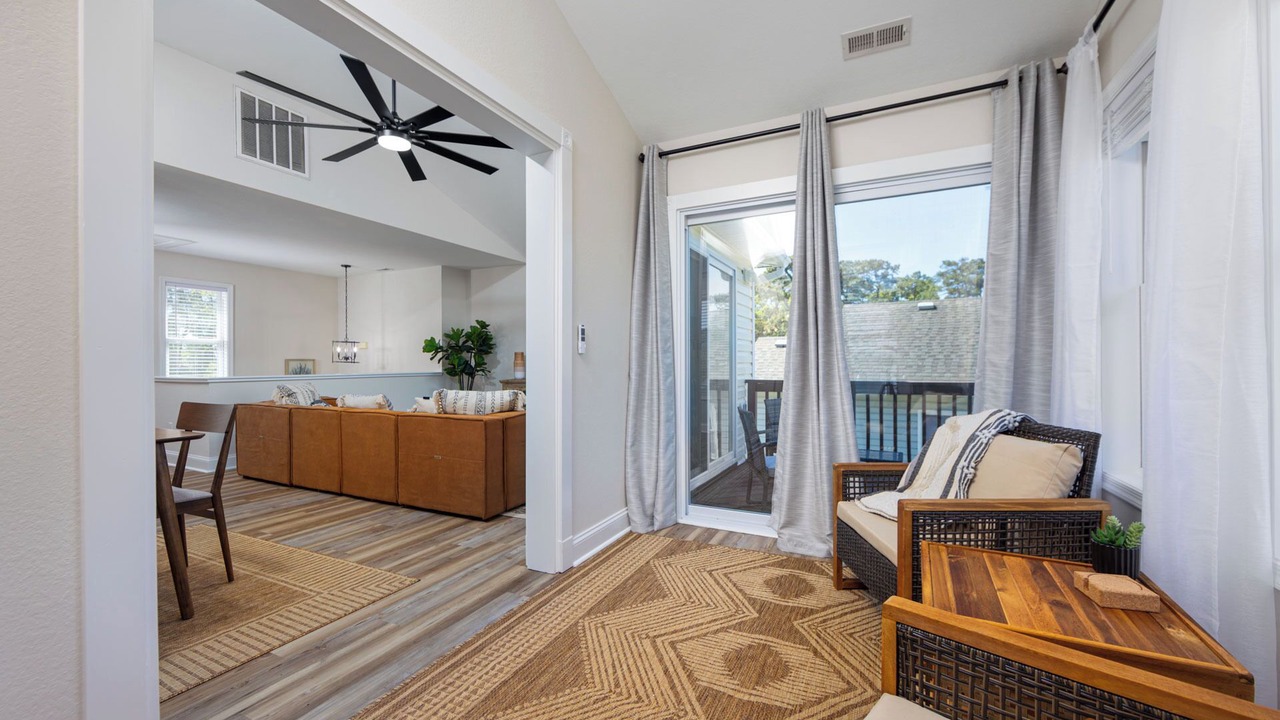 Photo of Livingroom in Colington