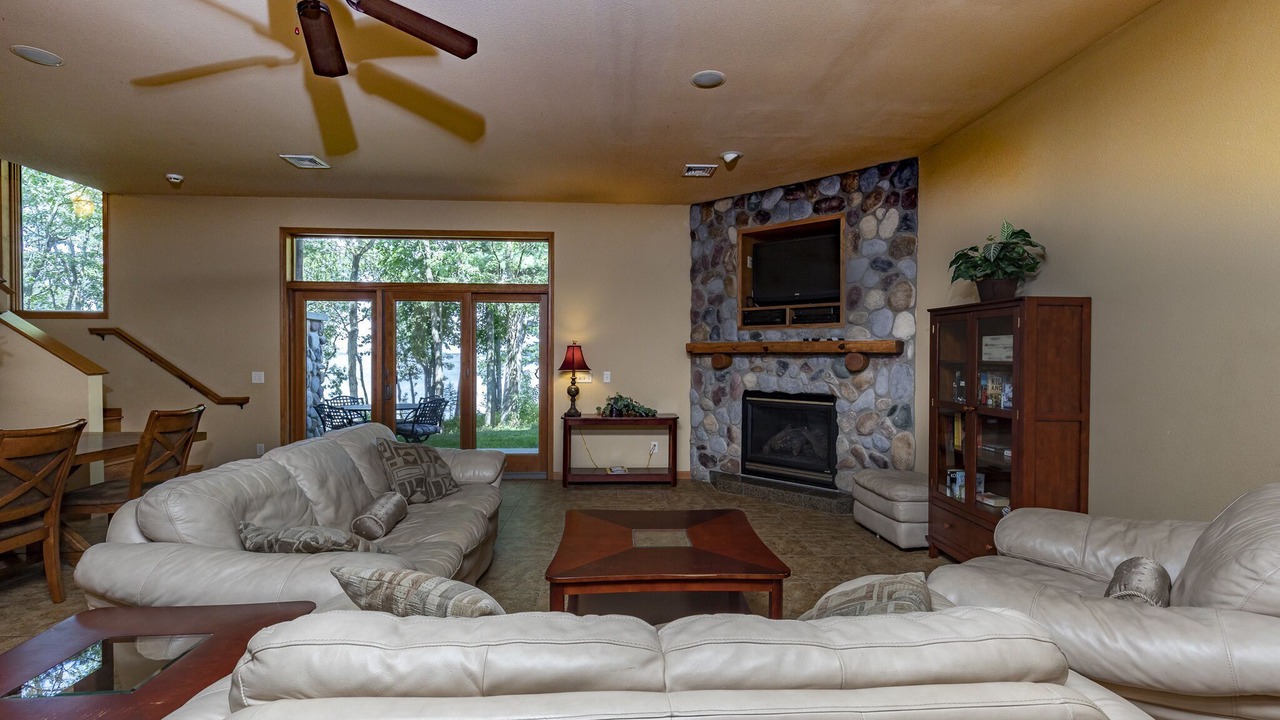 Photo of Livingroom in Mauston