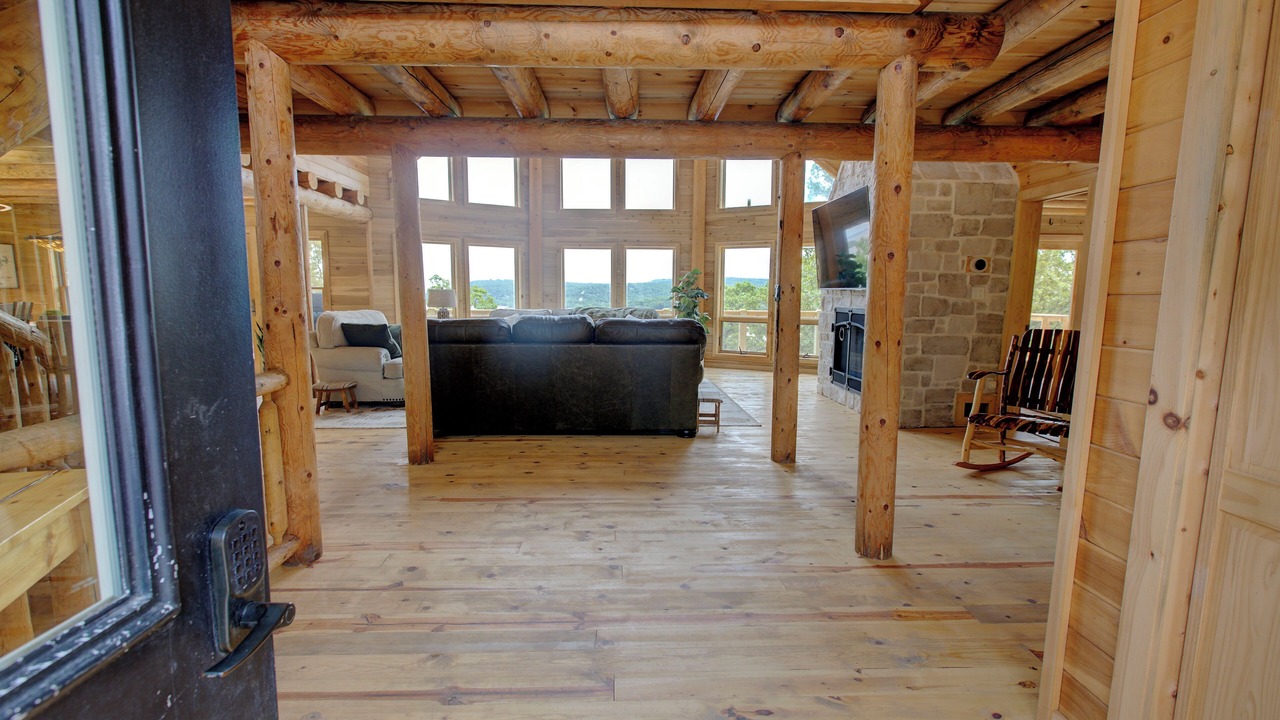 Photo of Livingroom in Eufaula