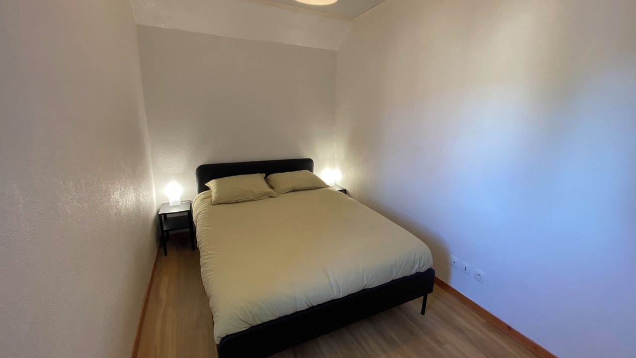 Photo of Bedroom in Chatillon